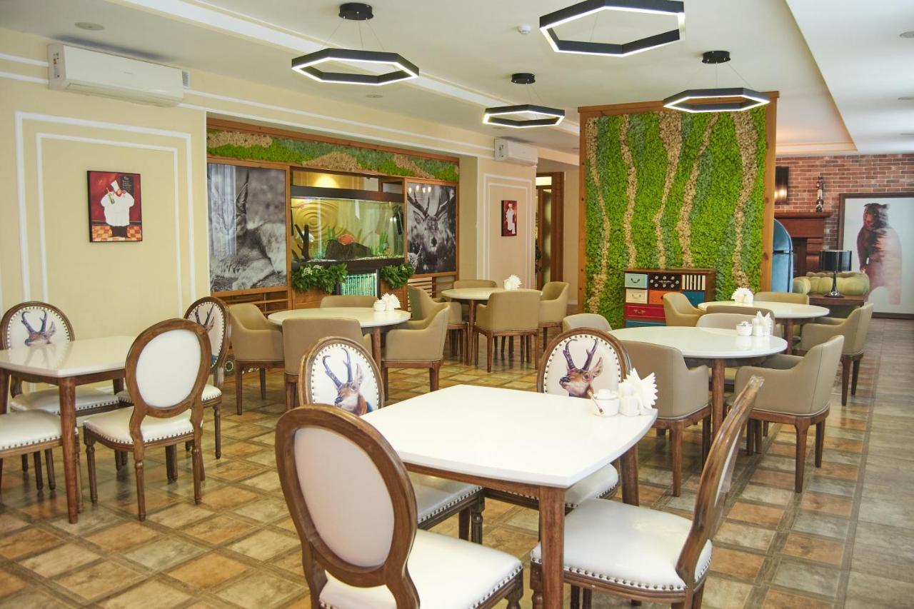 Green Which Hotel Petropavlovsk Exterior foto